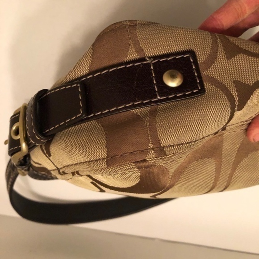 Coach brown leather jacquard signature mini bag - Picture 2 of 14